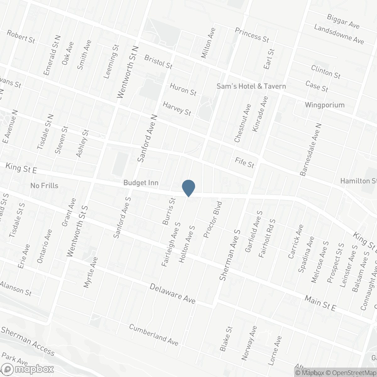 10 FAIRLEIGH AVENUE N, Hamilton, Ontario L8L 6H2